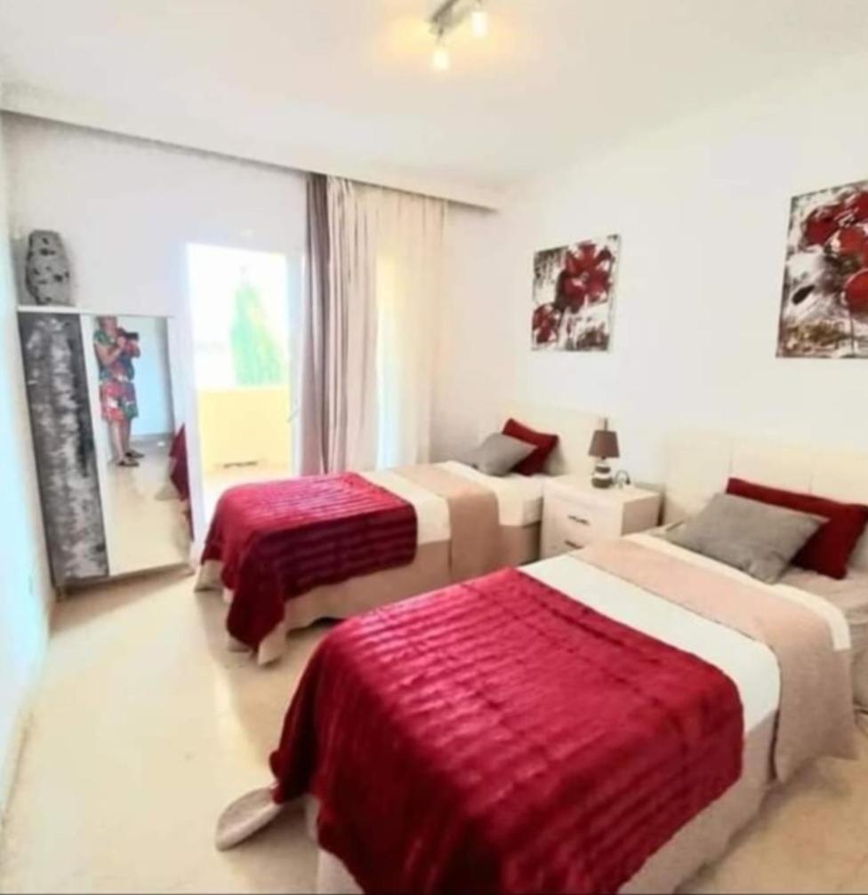 Bedroom, With A Share Bathroom In A Bed And Breakfast Place 말라가 외부 사진